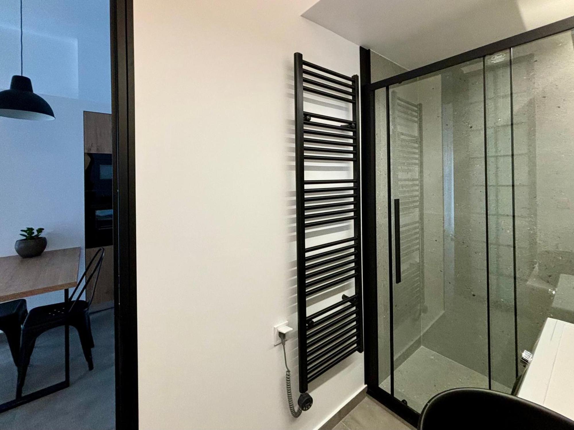 Industrial Loft Comfort Living Candia Esterno foto